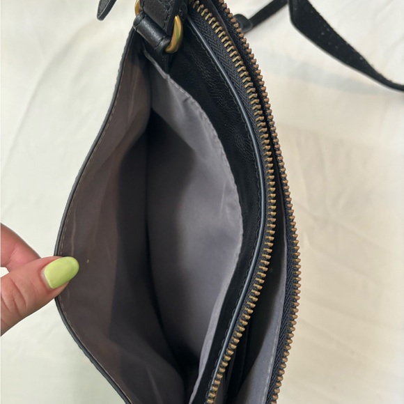 Fossil Crossbody Bag - Picture 4 of 5